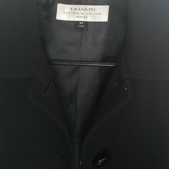 Tahari Arthur S. Levine petite 6 black blazer Get it today with 50% off. - Picture 4 of 6